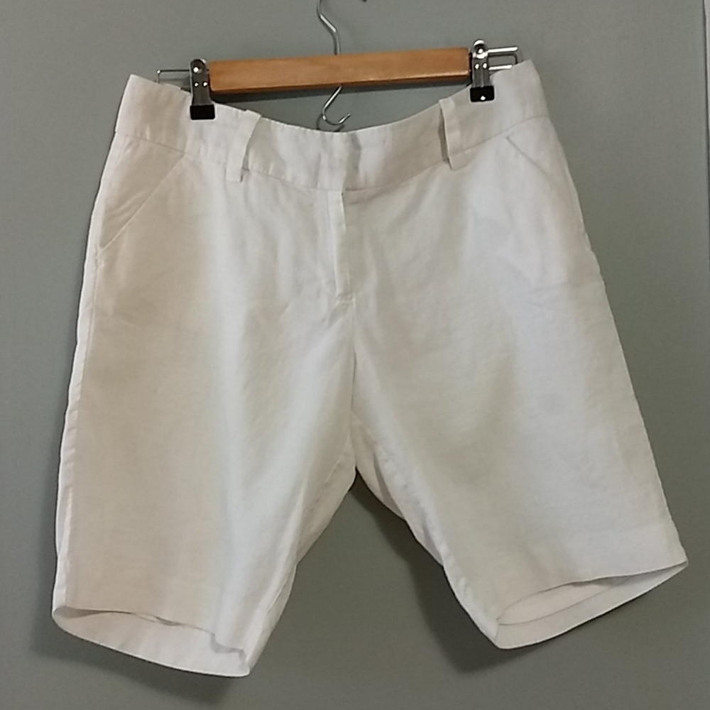 Old Navy White Linen Shorts